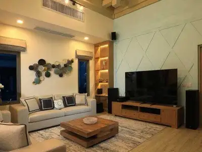 Sai Taan, villa 5 chambres avec vue piscine à Sai Taan