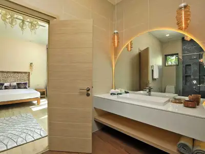 Sai Taan, villa 5 chambres avec vue piscine à Sai Taan