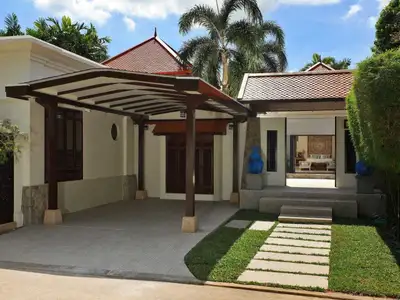 Sai Taan, villa 5 chambres avec vue piscine à Sai Taan