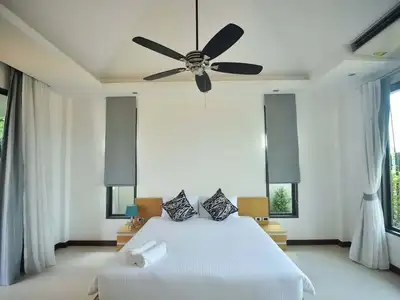 Villa de luxe avec piscine privée 3 chambres à louer à Pasak, Cherng Talay, Phuket