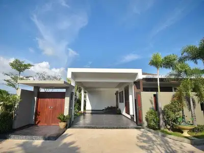 Villa de luxe avec piscine privée 3 chambres à louer à Pasak, Cherng Talay, Phuket