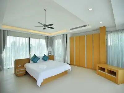 Villa de luxe avec piscine privée 3 chambres à louer à Pasak, Cherng Talay, Phuket