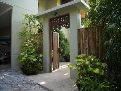 Villa 5 chambres en bord d'océan à louer à Trisara
