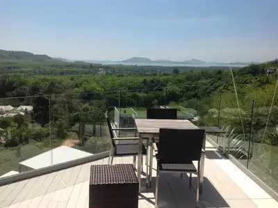 Villa avec piscine 4 chambres vue mer à vendre à Yamu Hills
