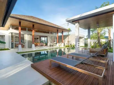 Botanica, 4 chambres avec piscine privée à louer