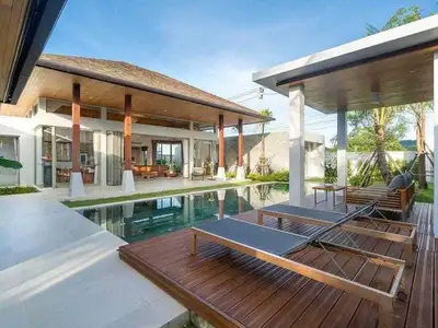 Botanica, 4 chambres avec piscine privée à louer