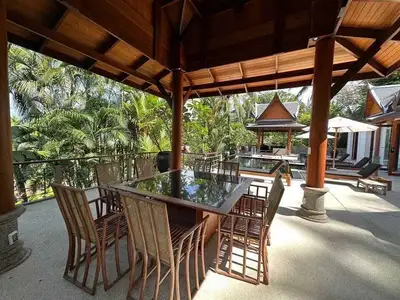 Ayara, 4 chambres avec piscine privée à louer à Surin