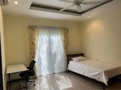 Villa 3 chambres avec piscine privée à Koh Kaew à louer