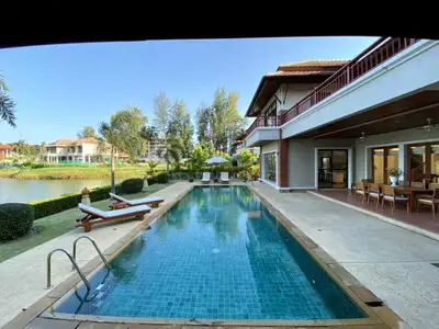 Laguna Water – 4 chambres avec piscine privée à louer