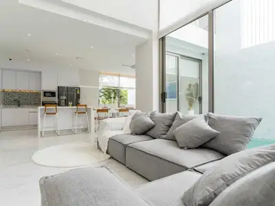 Villa moderne neuve avec piscine 3 chambres à louer