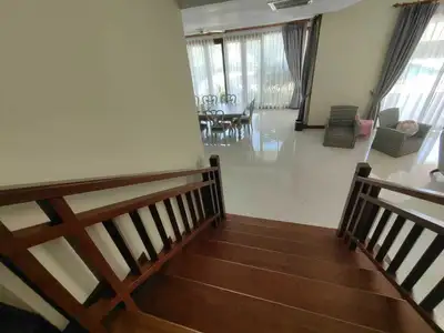 Laguna – 4 chambres avec piscine privée à louer