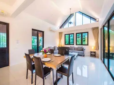 Belle villa 3 chambres avec piscine privée à louer à Bang Tao