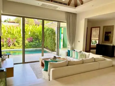 Trichada – 3 chambres avec piscine privée à louer