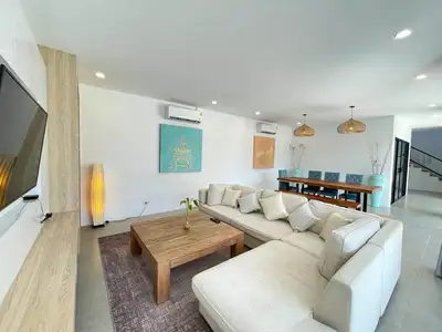Villa moderne 4 chambres avec piscine privée à louer | BD2202202306