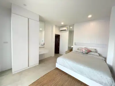 Villa moderne 4 chambres avec piscine privée à louer | BD2202202306