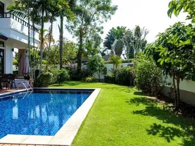 Belle villa 4 chambres avec piscine privée à louer à Layan