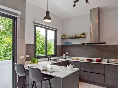 Villa moderne 3 chambres avec piscine privée à louer à Chalong