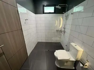 Villa 3 chambres acceptant les animaux avec piscine d'eau salée à Bang Tao