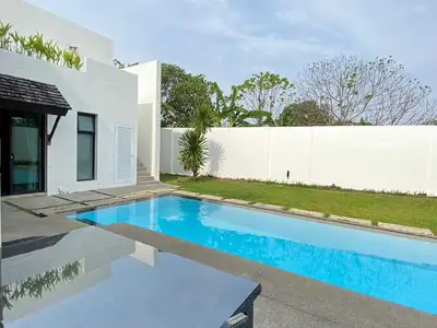 Wings – Villa 3 chambres avec piscine privée à Choeng Thale