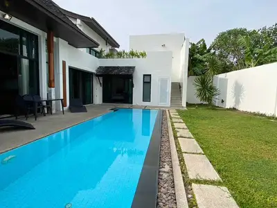 Wings – Villa 3 chambres avec piscine privée à Choeng Thale