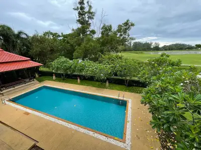 Laguna – Villa 4 chambres vue golf à louer à Choeng Thale