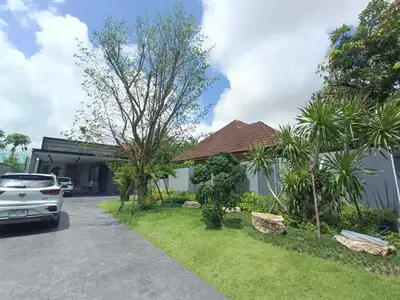 Villa moderne 4 chambres avec piscine privée à Choeng Thale