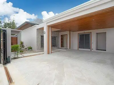 Grande villa avec piscine 3 chambres à vendre à Bang Tao, Phuket