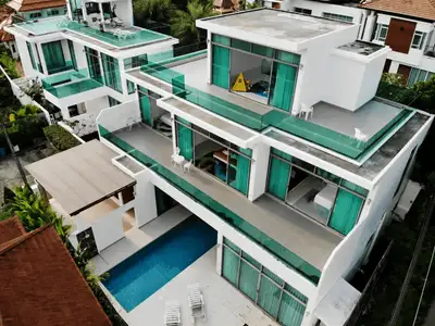 Villa privée avec piscine 4 chambres à la revente à Kamala