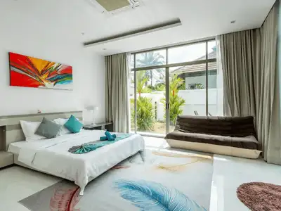 Villa privée avec piscine 4 chambres à la revente à Kamala