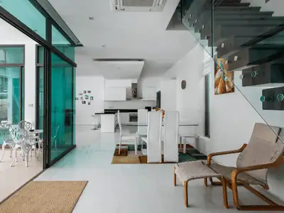 Villa privée avec piscine 4 chambres à la revente à Kamala