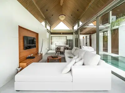 Villa thaïlandaise moderne 4 chambres à vendre à Choeng Thale, Phuket