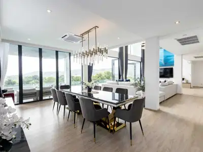 Villa moderne dominante 6 chambres à vendre à Layan, Choeng Thale