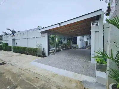 Villa 3 chambres avec piscine privée à louer à Choeng Thale
