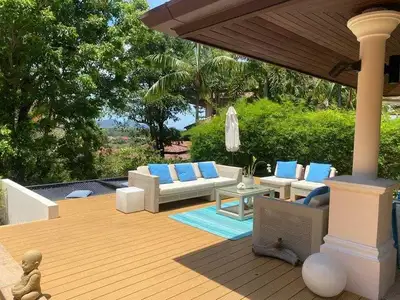 Villa 5 chambres à louer à Layan