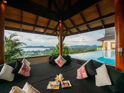 Superbe villa vue mer 10 chambres avec piscine privée à louer à Surin