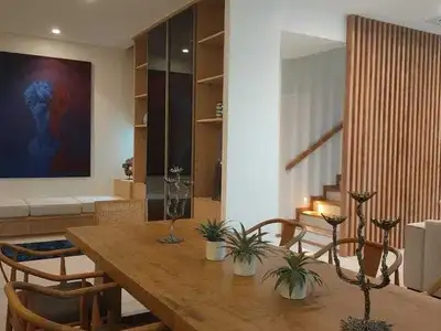 The Teak – 4 chambres avec piscine privée à louer à Choeng Thale, près de Boat Avenue