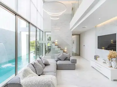 Villa de luxe avec piscine 4 chambres à vendre à Cherngtalay, Phuket