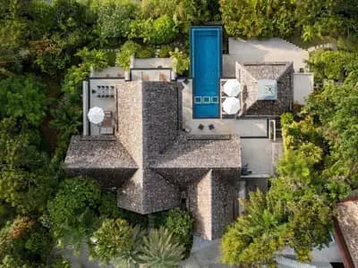 Superbe villa 5 chambres à vendre à Kamala, Phuket