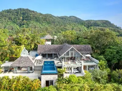 Superbe villa 5 chambres à vendre à Kamala, Phuket