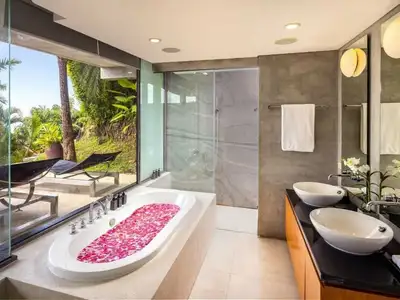 Superbe villa 5 chambres à vendre à Kamala, Phuket