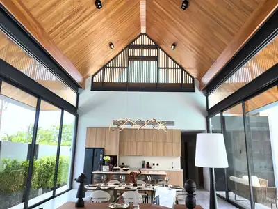 Villa de luxe neuve 4 chambres à vendre à Bang Jo-Cherngtalay, Phuket