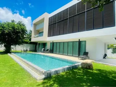 Villa de luxe 4 chambres avec piscine privée à louer à Phuket