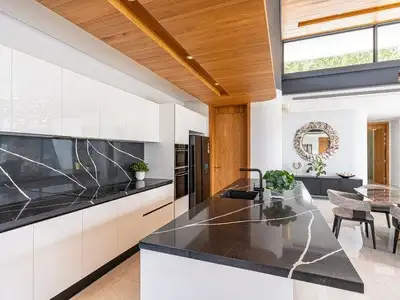 Villa 5 chambres avec vue montagne à vendre, Layan, Phuket