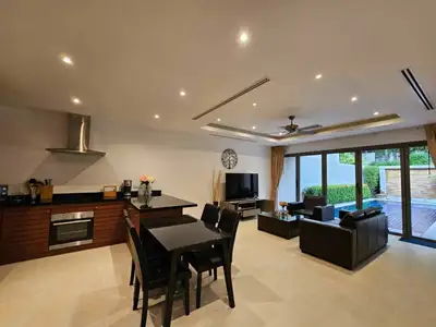 Villa 2 chambres vue montagne avec piscine privée à Bang Tao