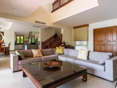 Angsana – 4 chambres avec grand jardin à louer à Layan