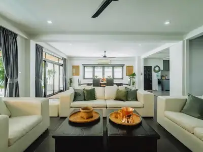 Villa privée avec piscine 5 chambres à Rawai, Phuket