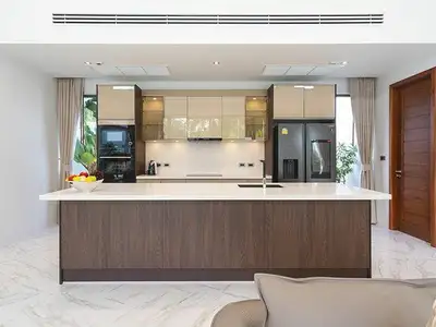 Villa 3 chambres avec piscine privée à vendre à Choeng Thale, Phuket