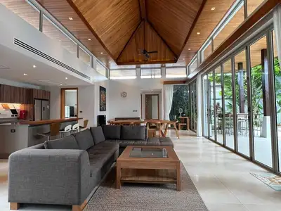 Villa 5 chambres à Botanica à vendre, Choeng Thale, Phuket
