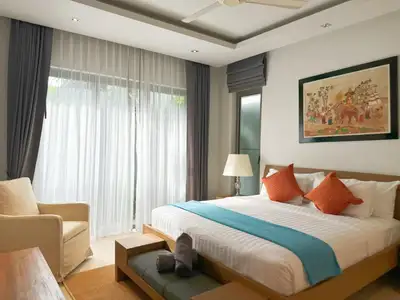 Anchan Grand Residence, villa 4 chambres de 1 105 m² avec piscine à vendre à Choeng Thale, Phuket