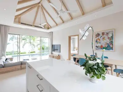 Trichada Tropical Pool Villa – 3 chambres avec piscine privée à louer à Choeng Thale